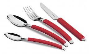 JUEGO DE CUBIERTOS ROJOS 24  PIEZAS TATIL