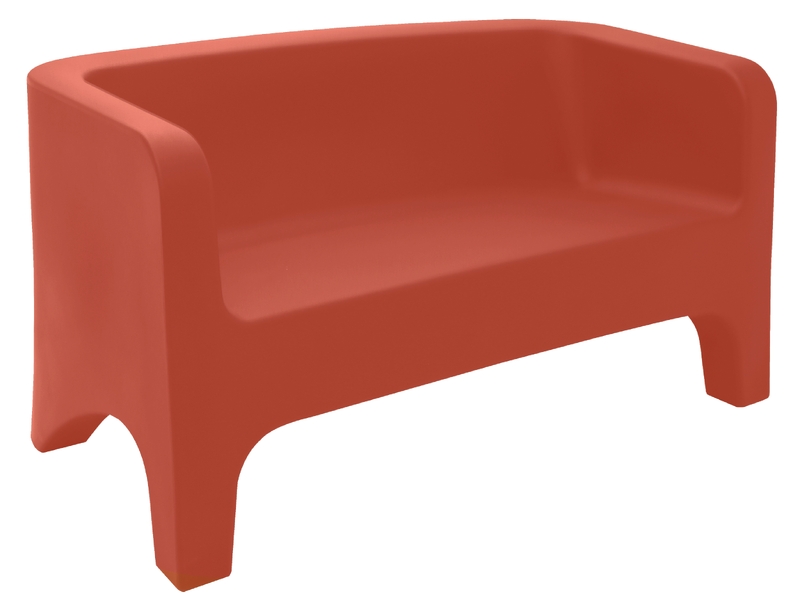 SOFA TONIC EN POLIETILENO NARANJA 139X71X75 CM.
